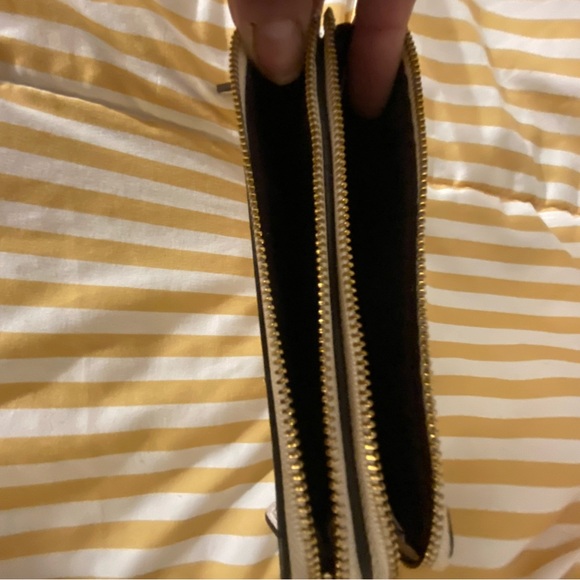 Coach double wristlet - used once - Picture 3 of 6